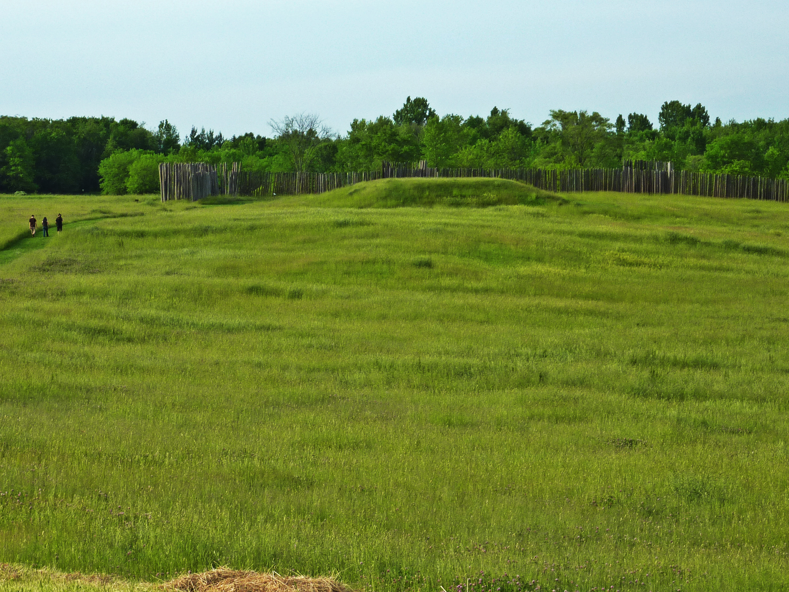 Platform mound at Aztalan State Park